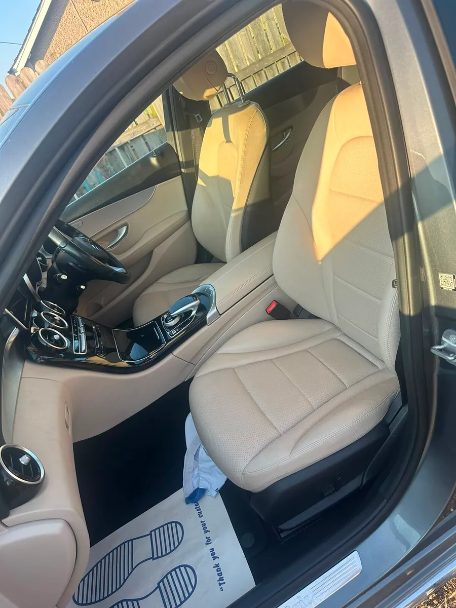 Mercedes c200d - Image 4