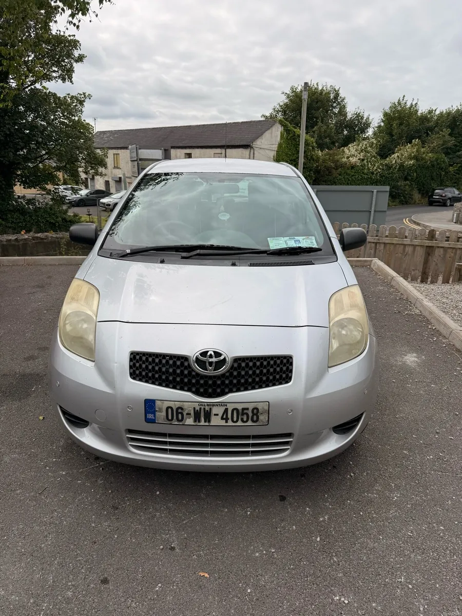 Toyota Yaris - Image 2
