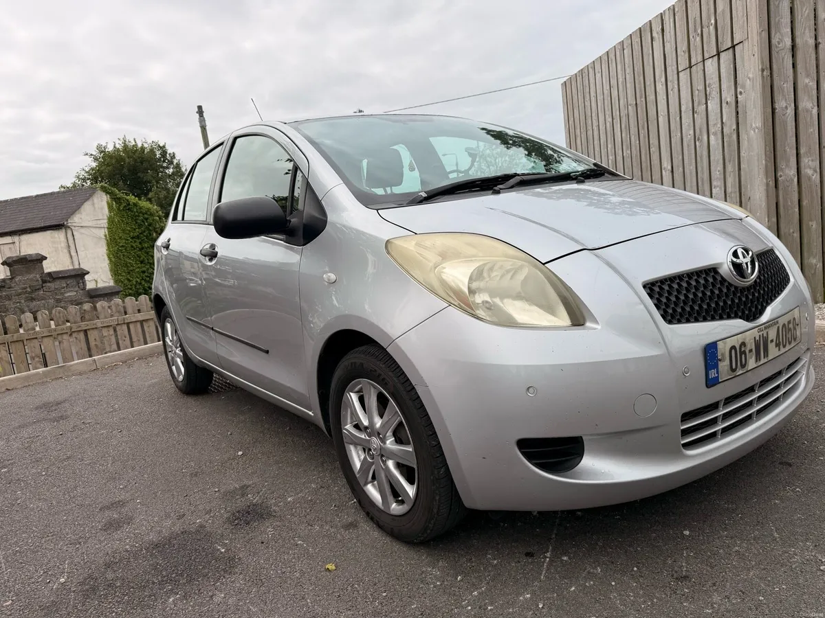 Toyota Yaris - Image 1