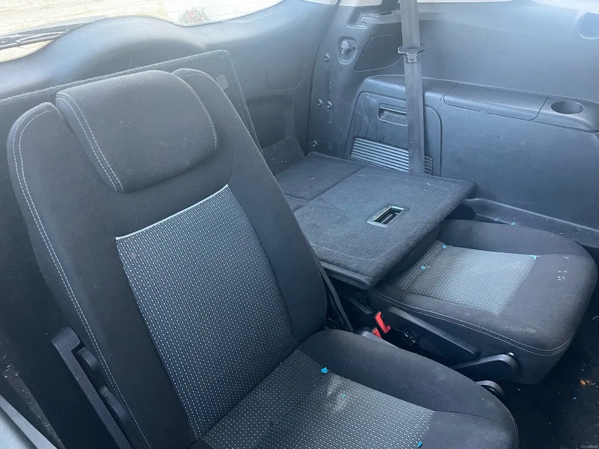 Car for sale - Image 1