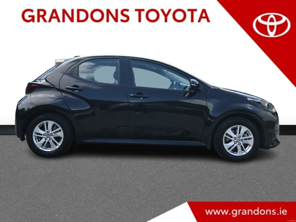 Toyota Yaris LUNA - GRANDONS - Image 3