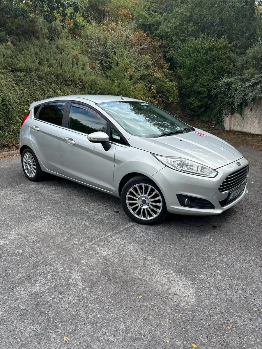 2014 Ford Fiesta - Image 1