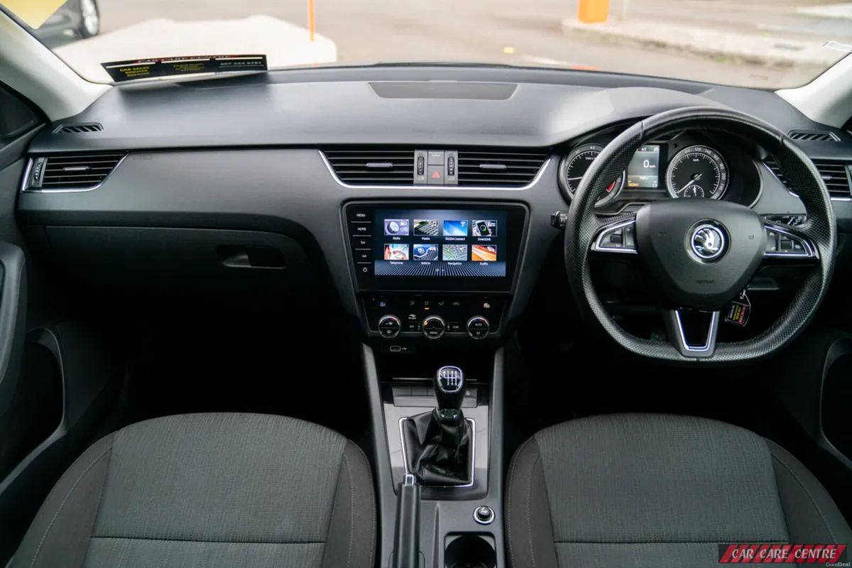 2018 Skoda Octavia Style 1.0 TFSI Estate - Image 3