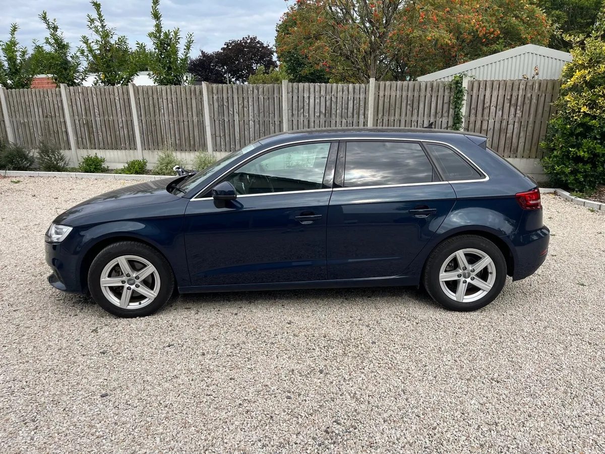 Audi A3 30 TFSI SPORTSBACK AUTO 2019 - Image 6