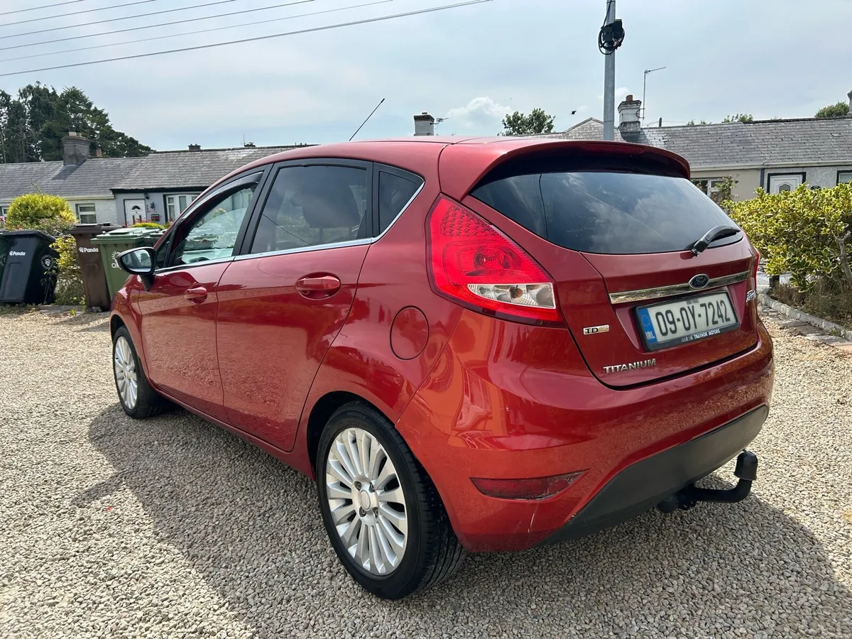 Ford fiesta tax&test - Image 4