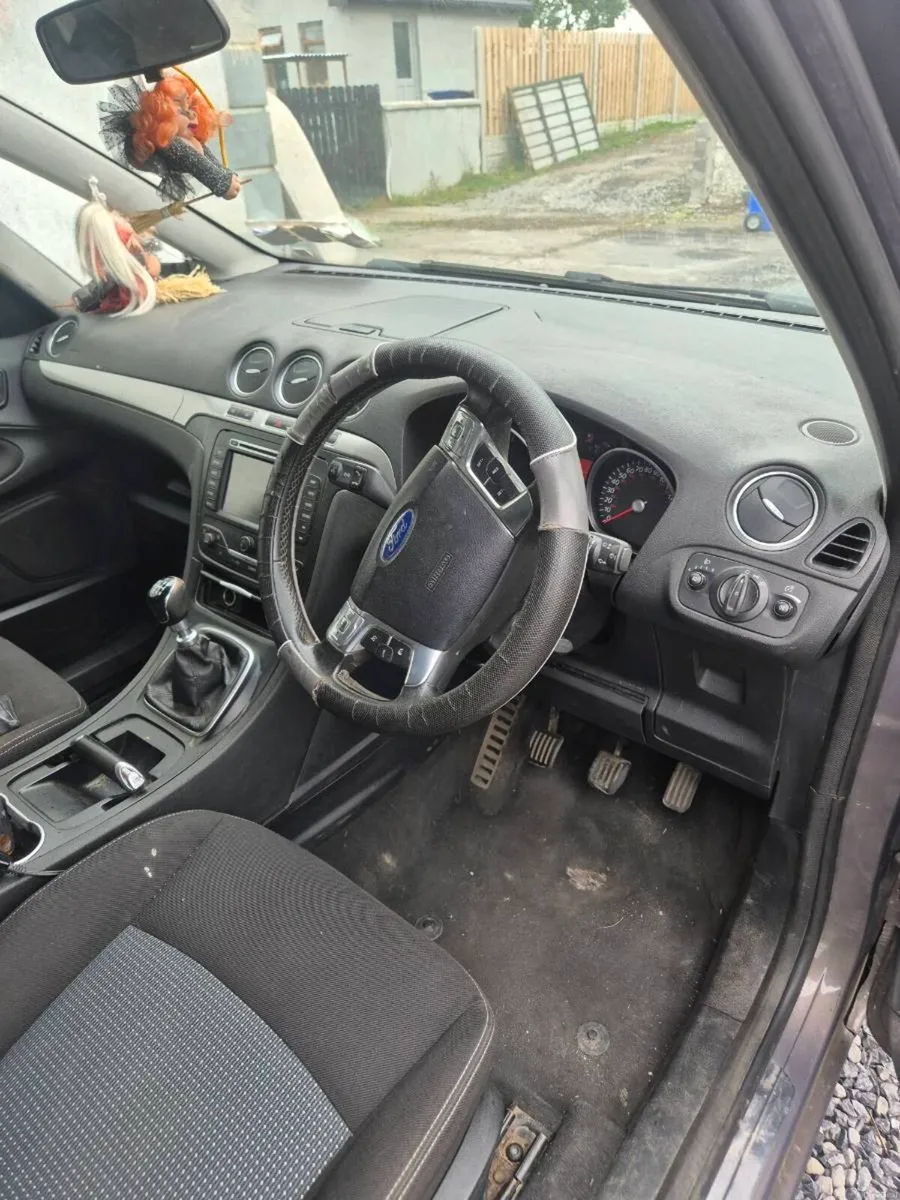 Ford galaxy - Image 6