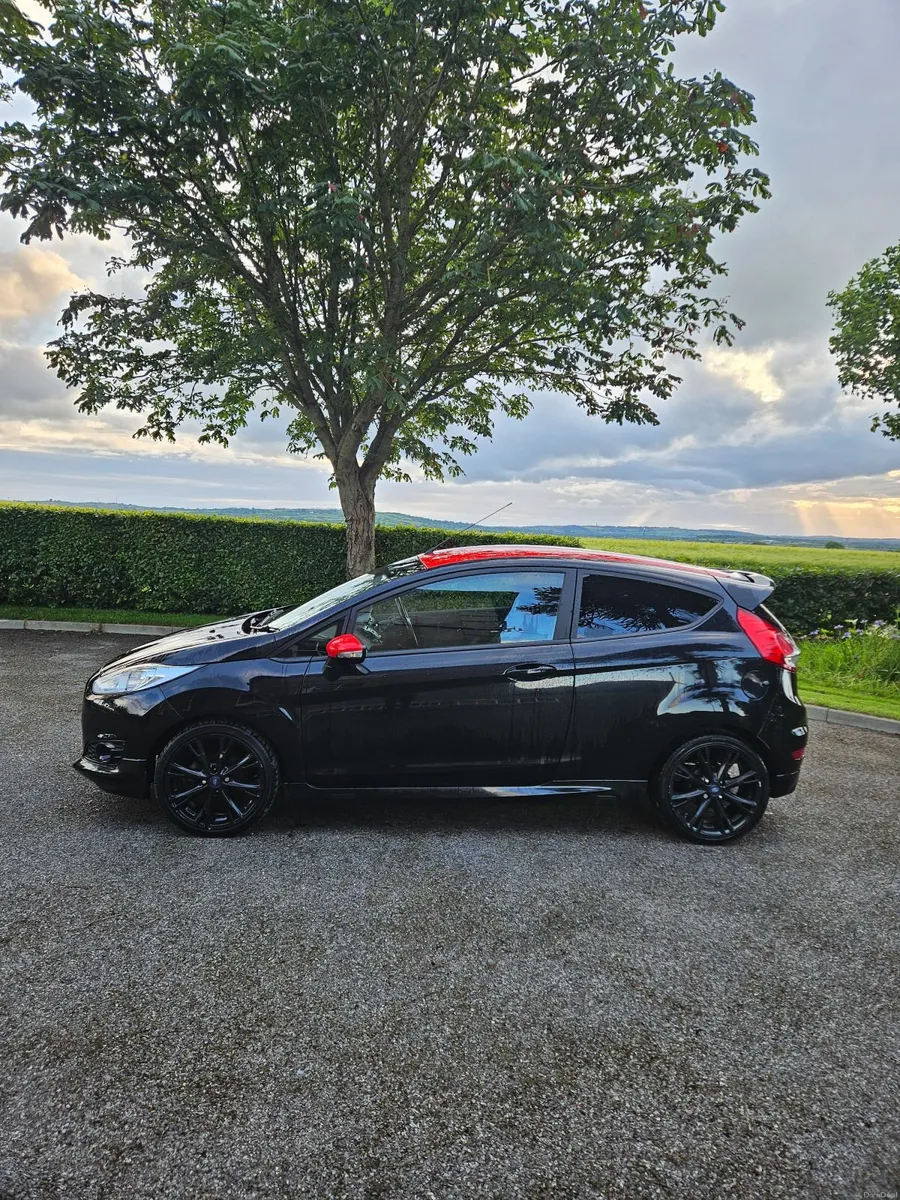 Ford Fiesta 2015 Zetec - S - Image 5