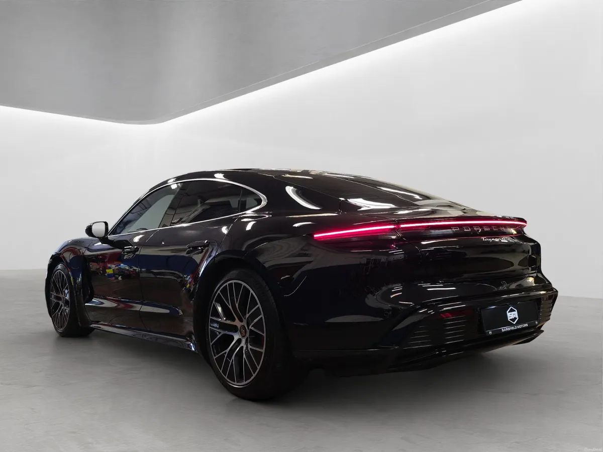 2021 PORSCHE TAYCAN 4S.HUGE SPEC. - Image 4