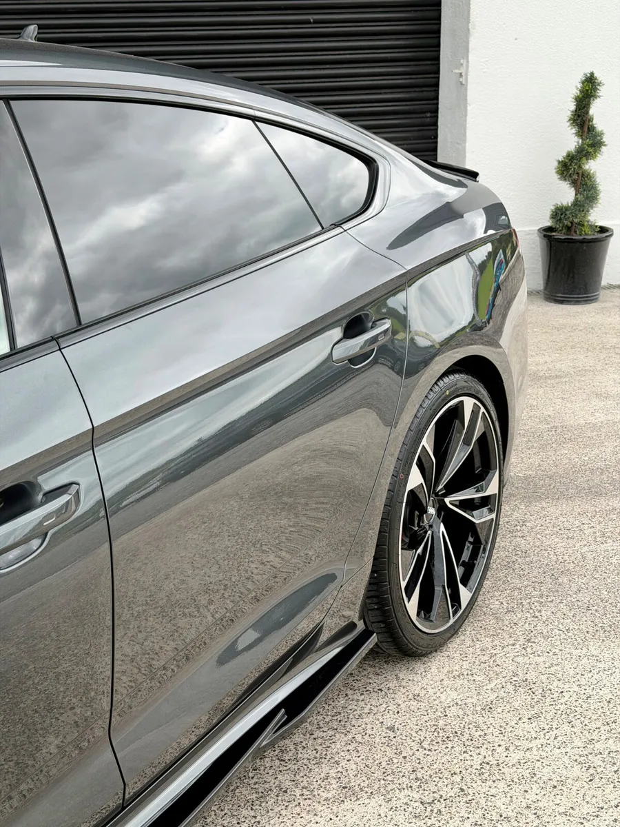 2023 AUDI A5 S LINE BLACK EDITION  STYLE PACK 35 T - Image 5