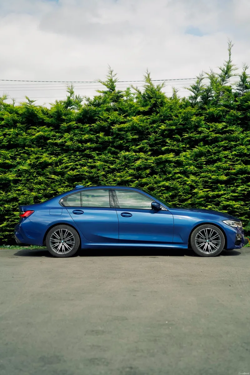 BMW 320D M SPORT 2022 - Image 4