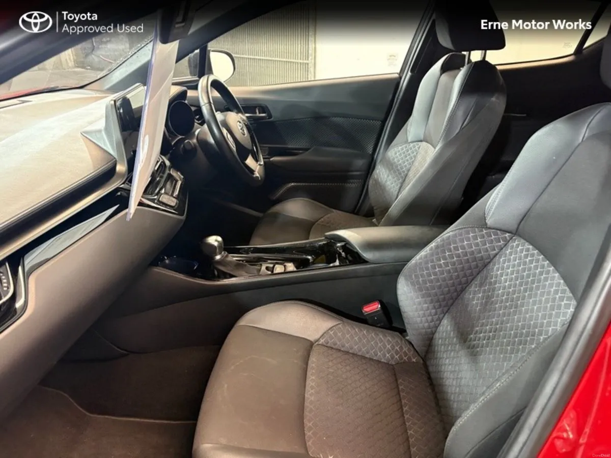 Toyota C-HR C-HR HYBRID SPORT BI-TONE - Image 6