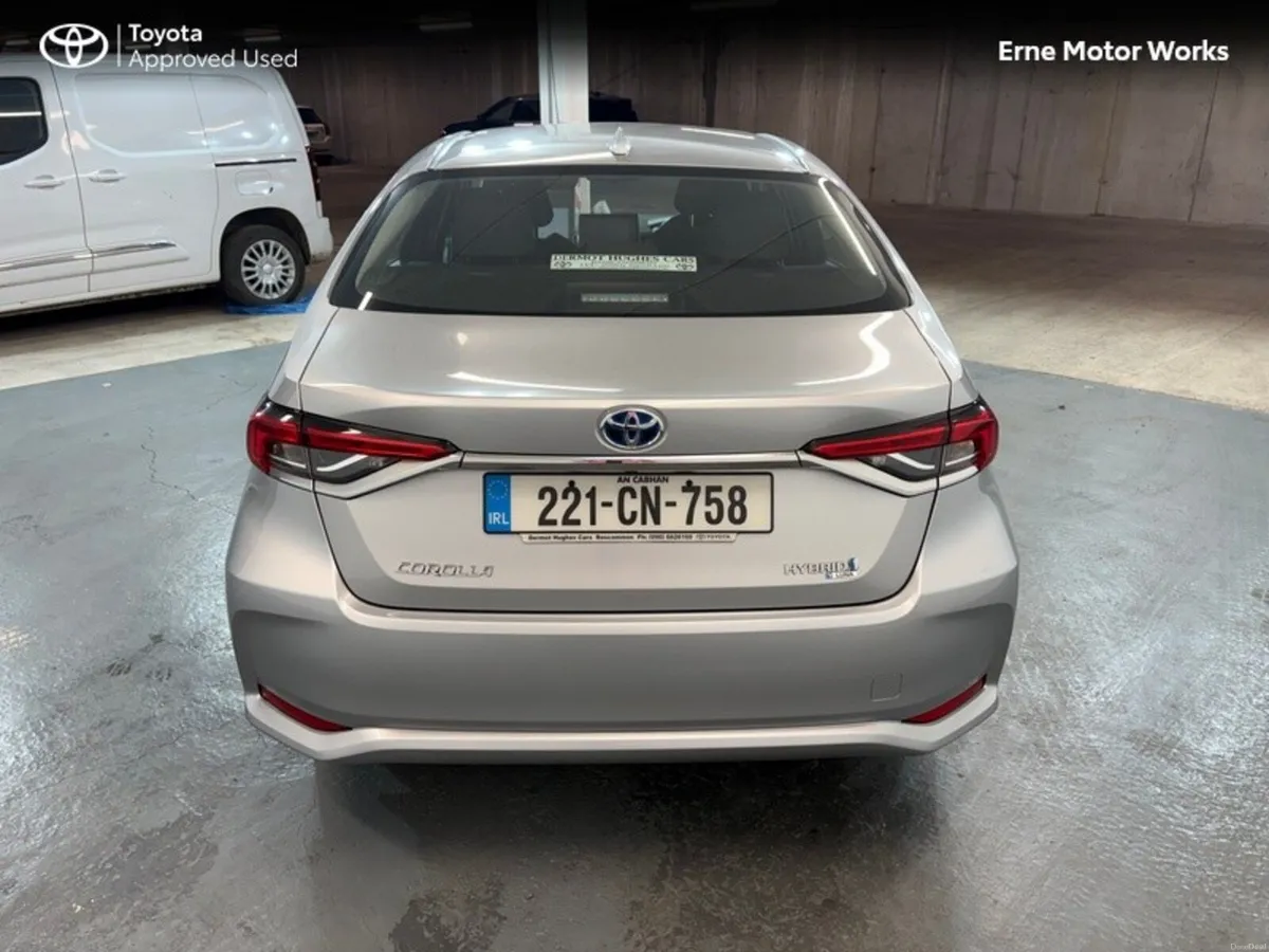 Toyota Corolla HYBRID LUNA 4DR AUTO - Image 4