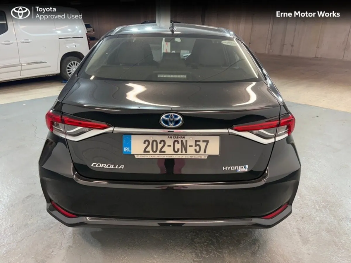 Toyota Corolla COROLLA HYBRID LUNA SAL - Image 4