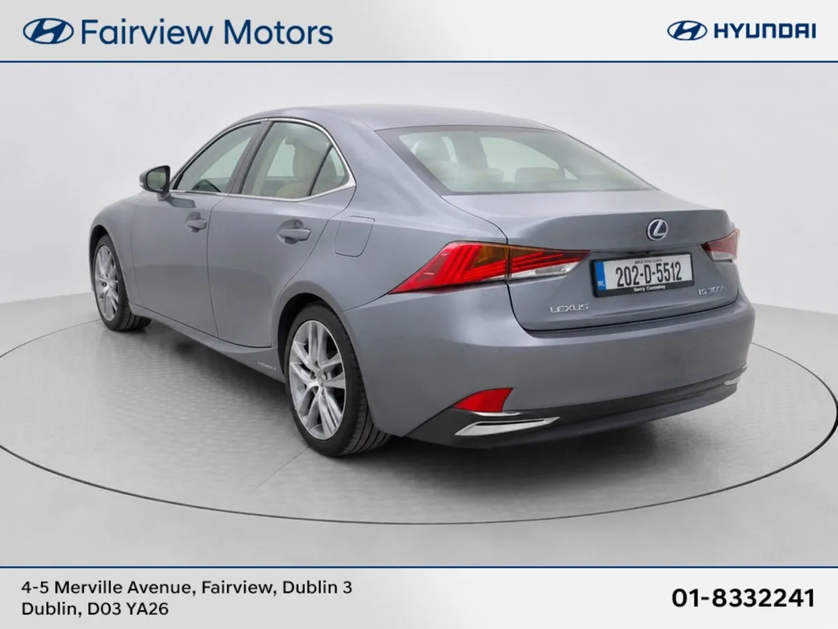 Lexus IS EXECUTIVE - Image 4