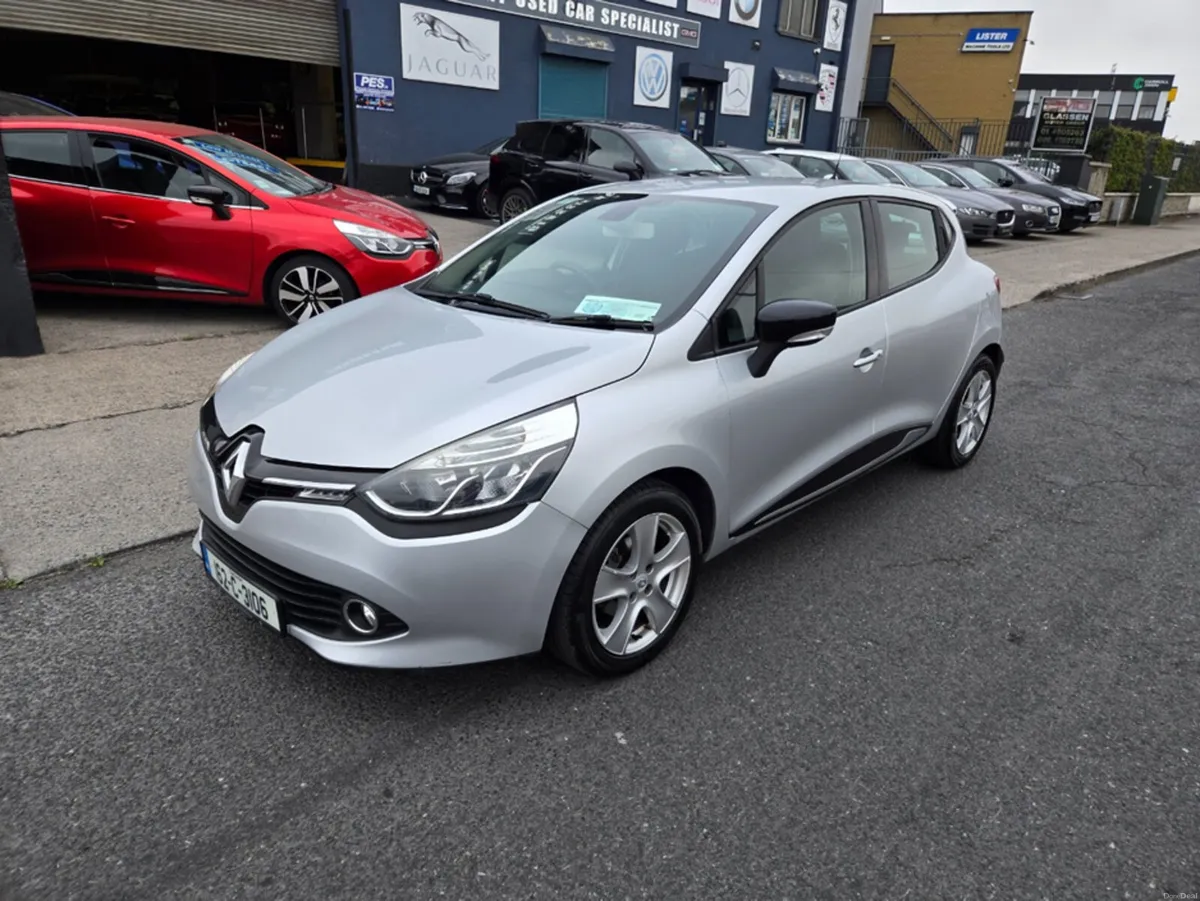 Renault Clio IV DYNAMIQUE NAV 1.2 PETR 4DR - Image 5