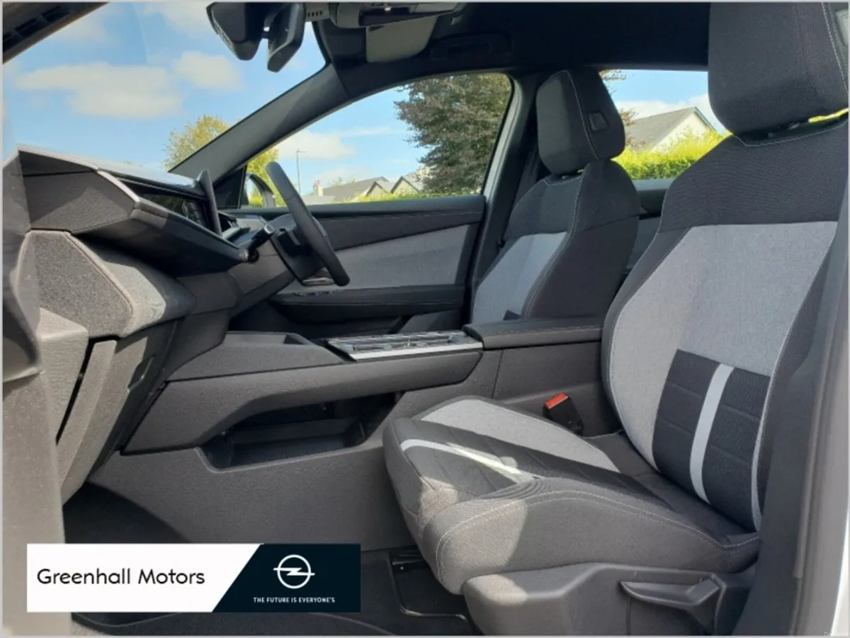 Opel Grandland ELEGANCE PURETECH 13 - Image 4