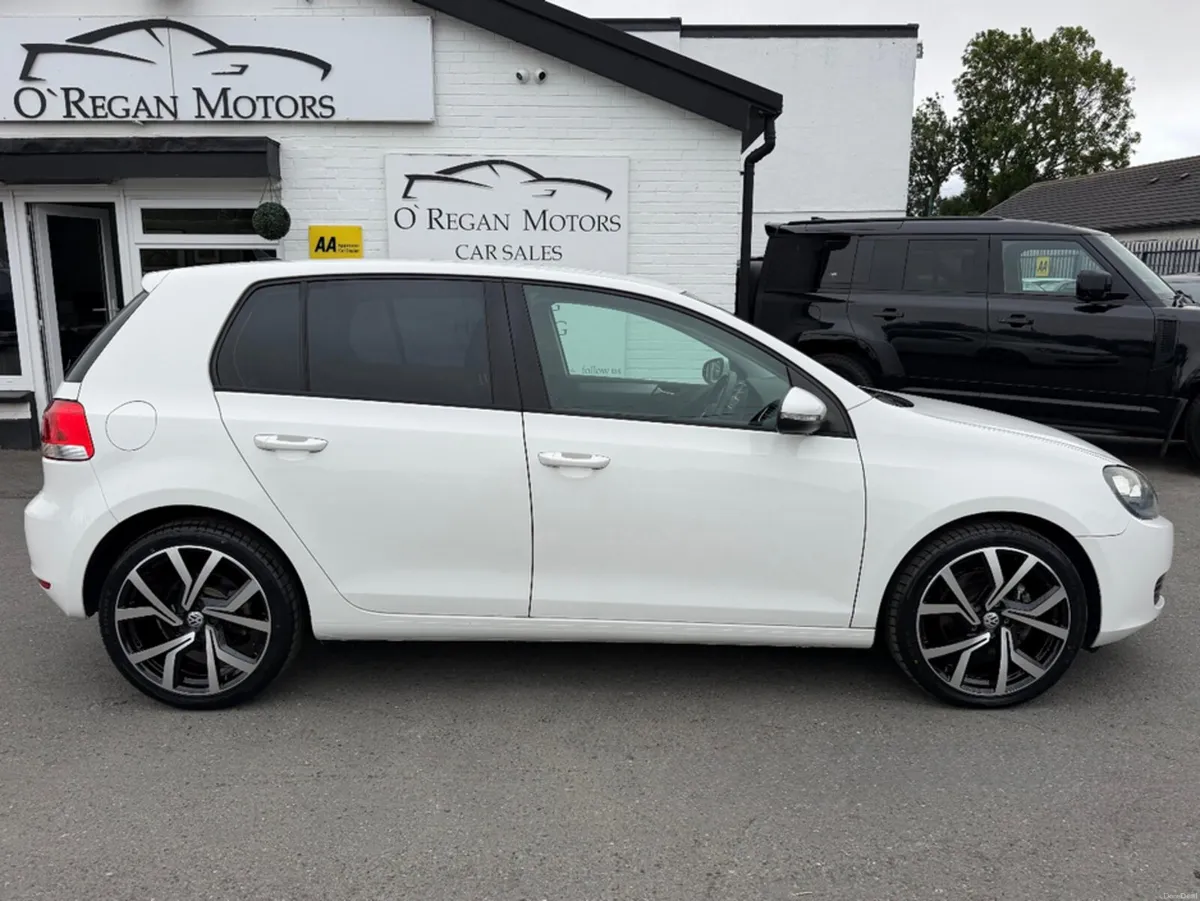 Volkswagen Golf 1.2 AUTO COMFORTLINE - Image 2