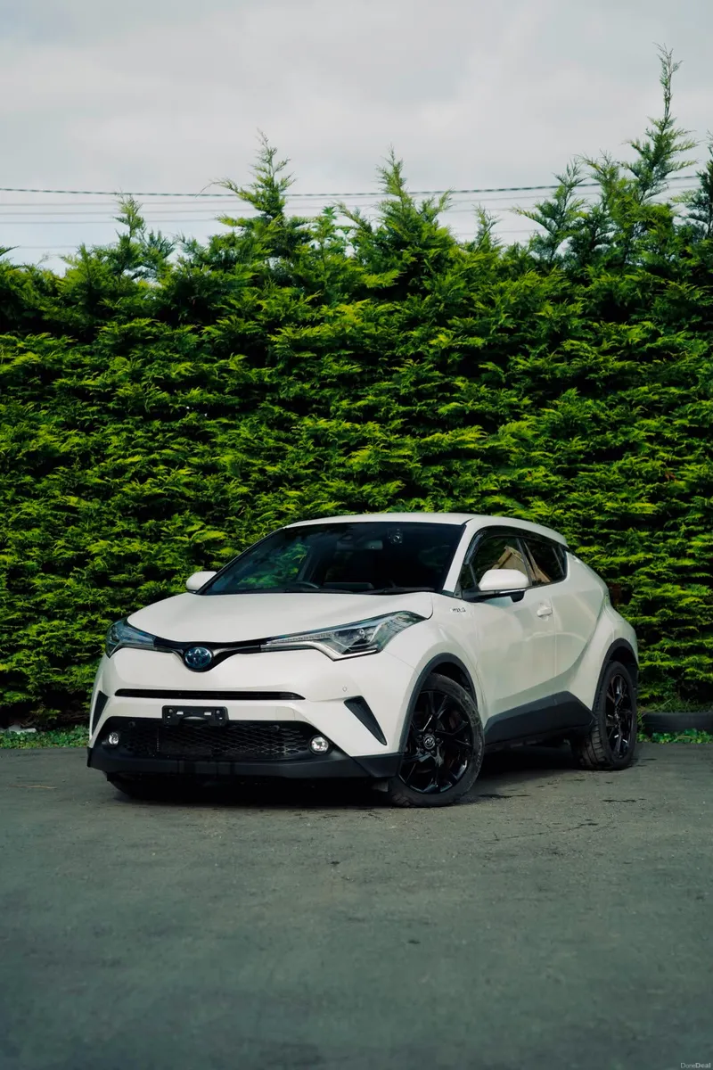 Toyota C-HR 1.8 Hybrid 2017 - Image 1