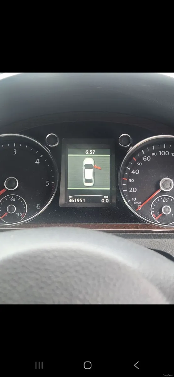 Volkswagen Passat 2013 - Image 3