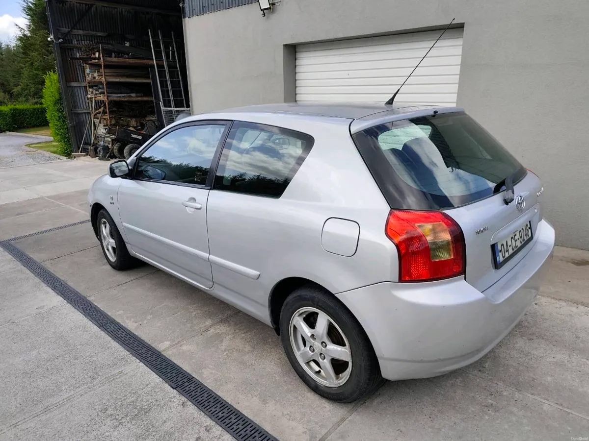 Toyota Corolla - Image 4