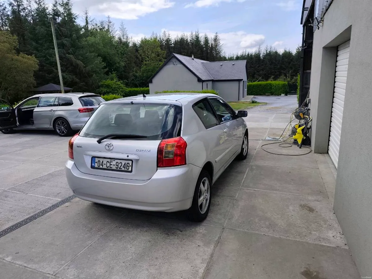 Toyota Corolla - Image 3
