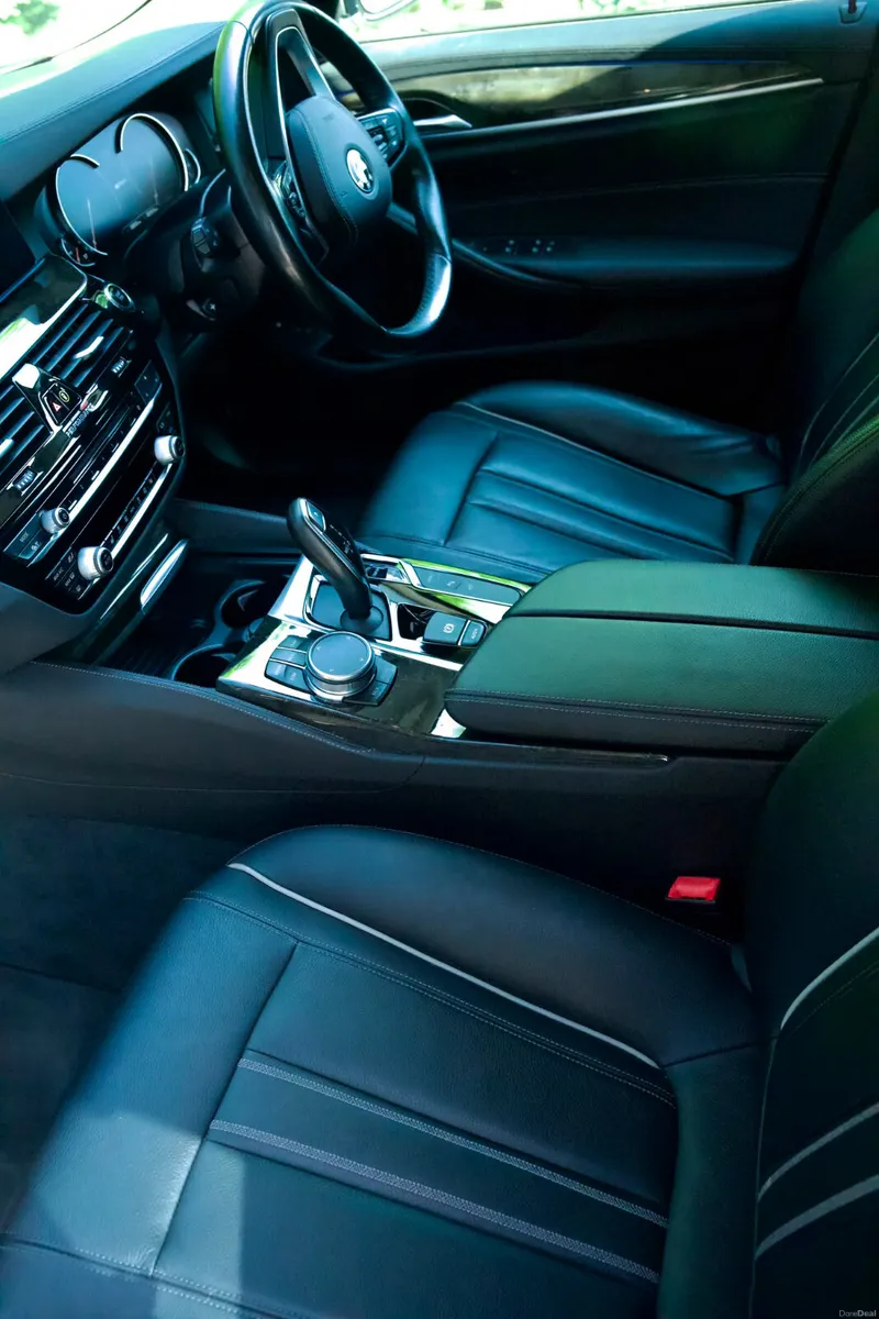 BMW 530e Luxury Edition 2018 | Low kms | High spec - Image 6