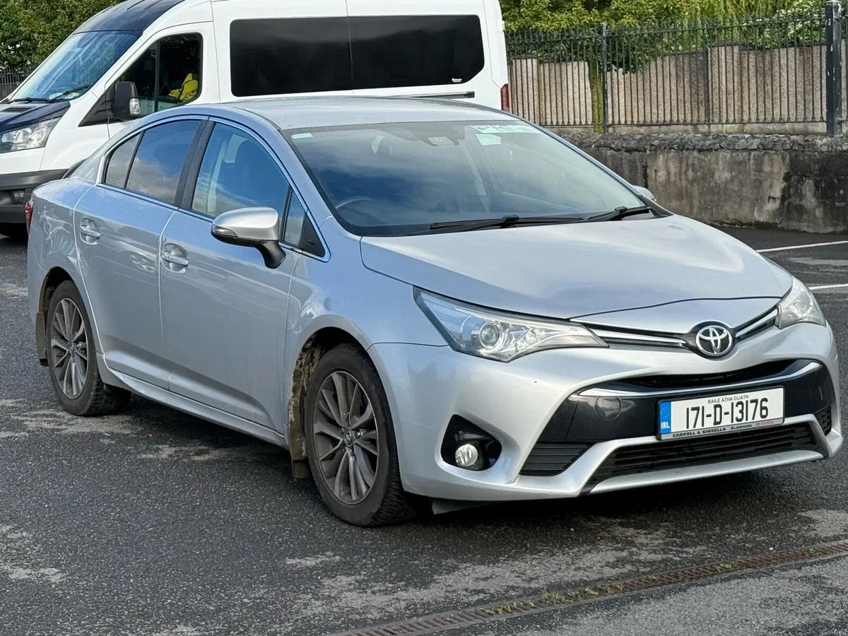 TOYOTA AVENSIS LOW KMS & HIGH SPEC - Image 6