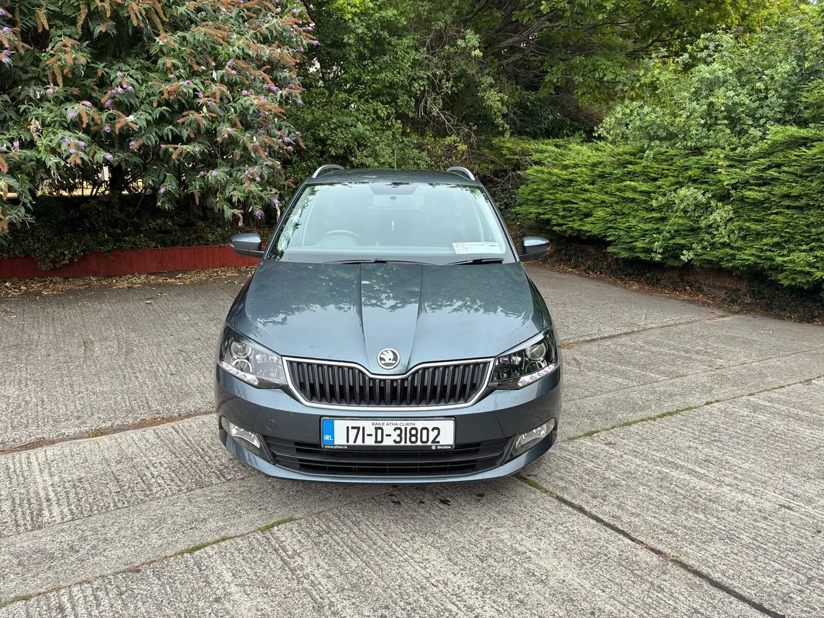Skoda Fabia Ambition 1.2 TSI Absolutely Spotless - Image 3