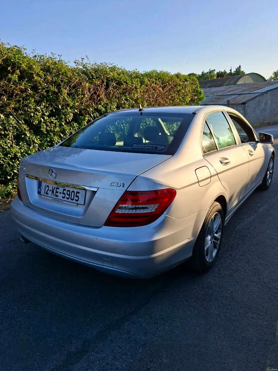 MERCEDES C220 AUTOMATIC 2012 - Image 4