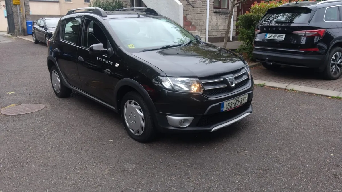 2015 Dacia Sandero Stepway Signature.  Long NCT. - Image 3
