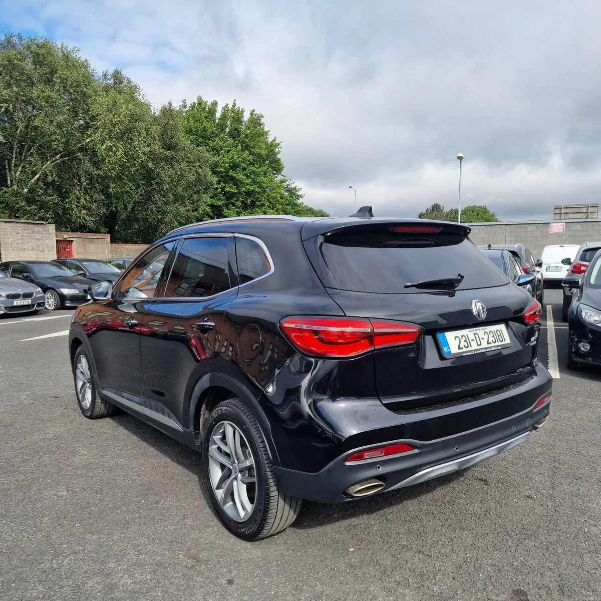 MG HS 2023 Plug-in Hybrid EV 2WD Auto Exclusive - Image 6