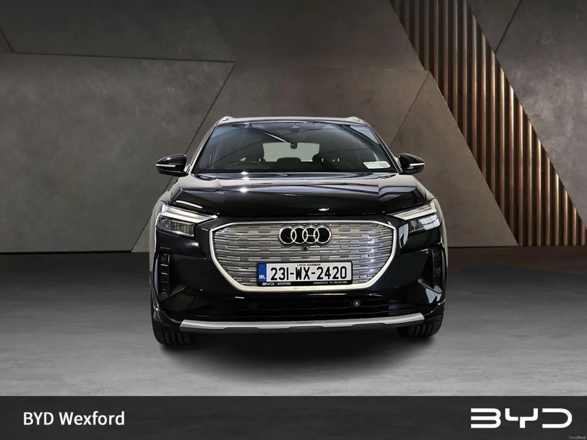 Audi e-tron Q4  40  Sport - Image 2