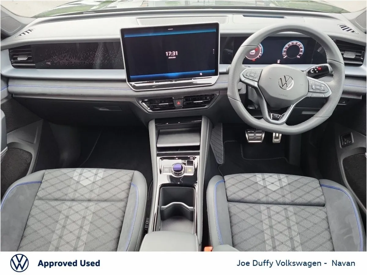 Volkswagen Tayron R-LINE 75 1.5TSI PHEV AUTO - Image 2