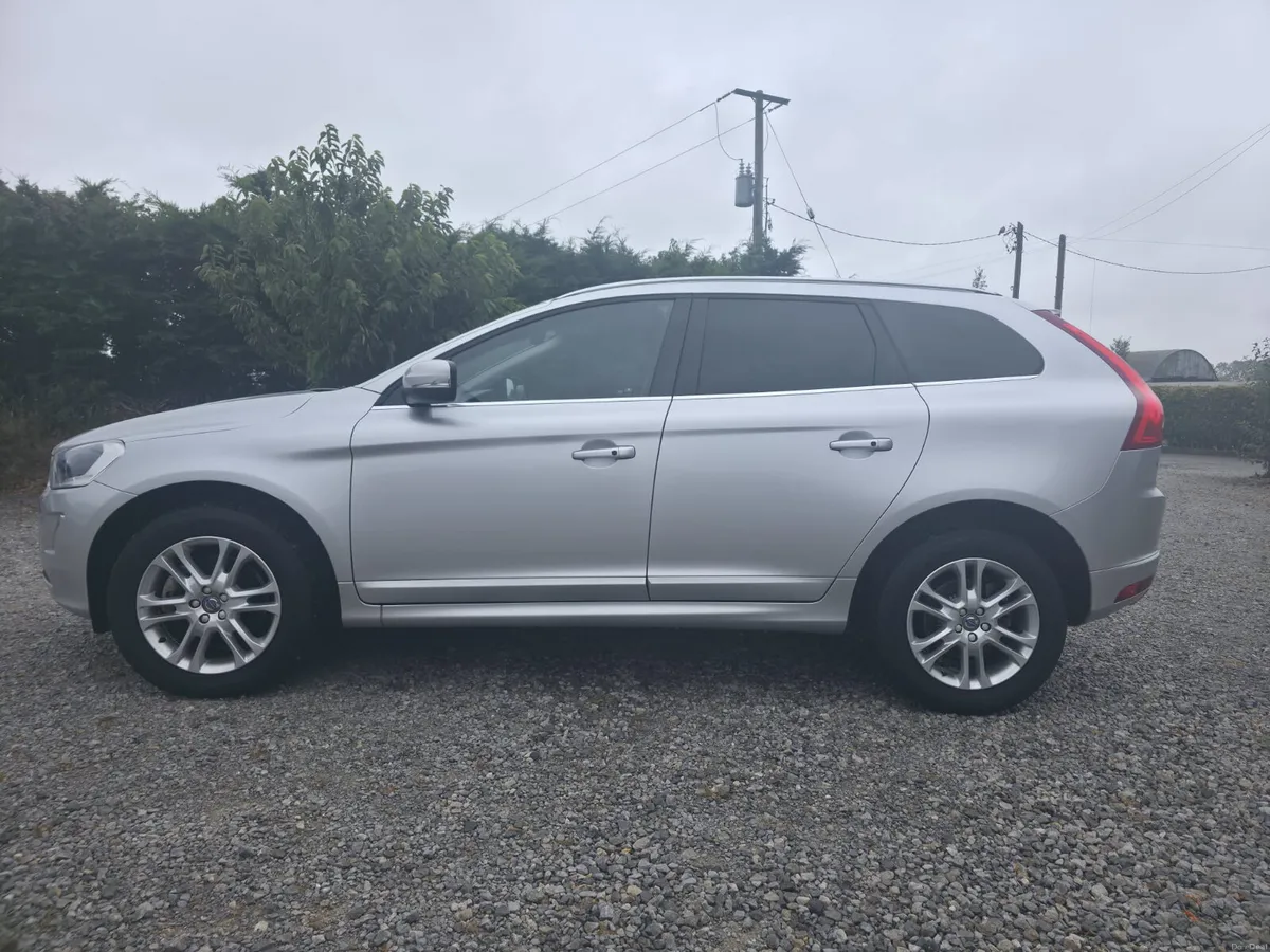2015 Volvo XC60 D4 Classic - Image 2