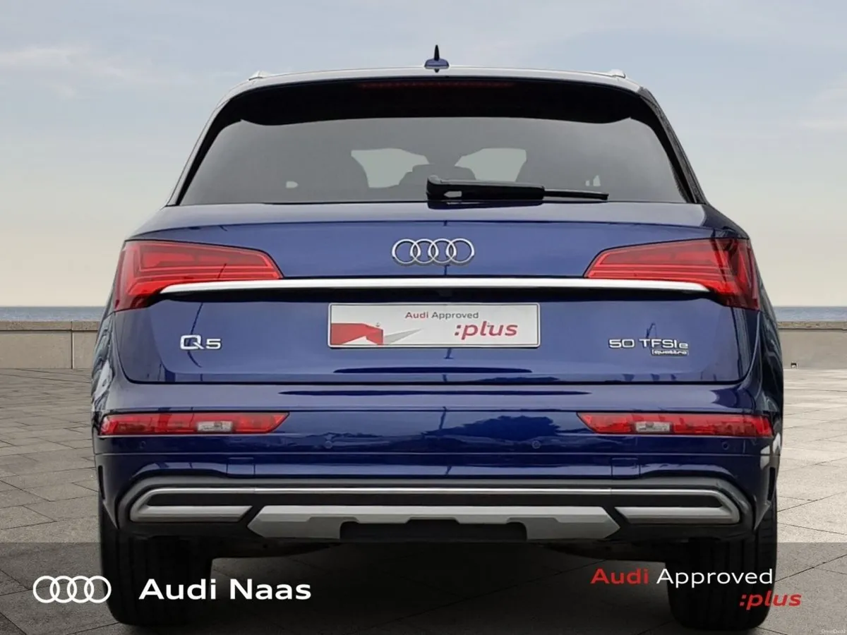 Audi Q5 50 TFSI e 299HP S-T Quattro SE SUV - Image 5