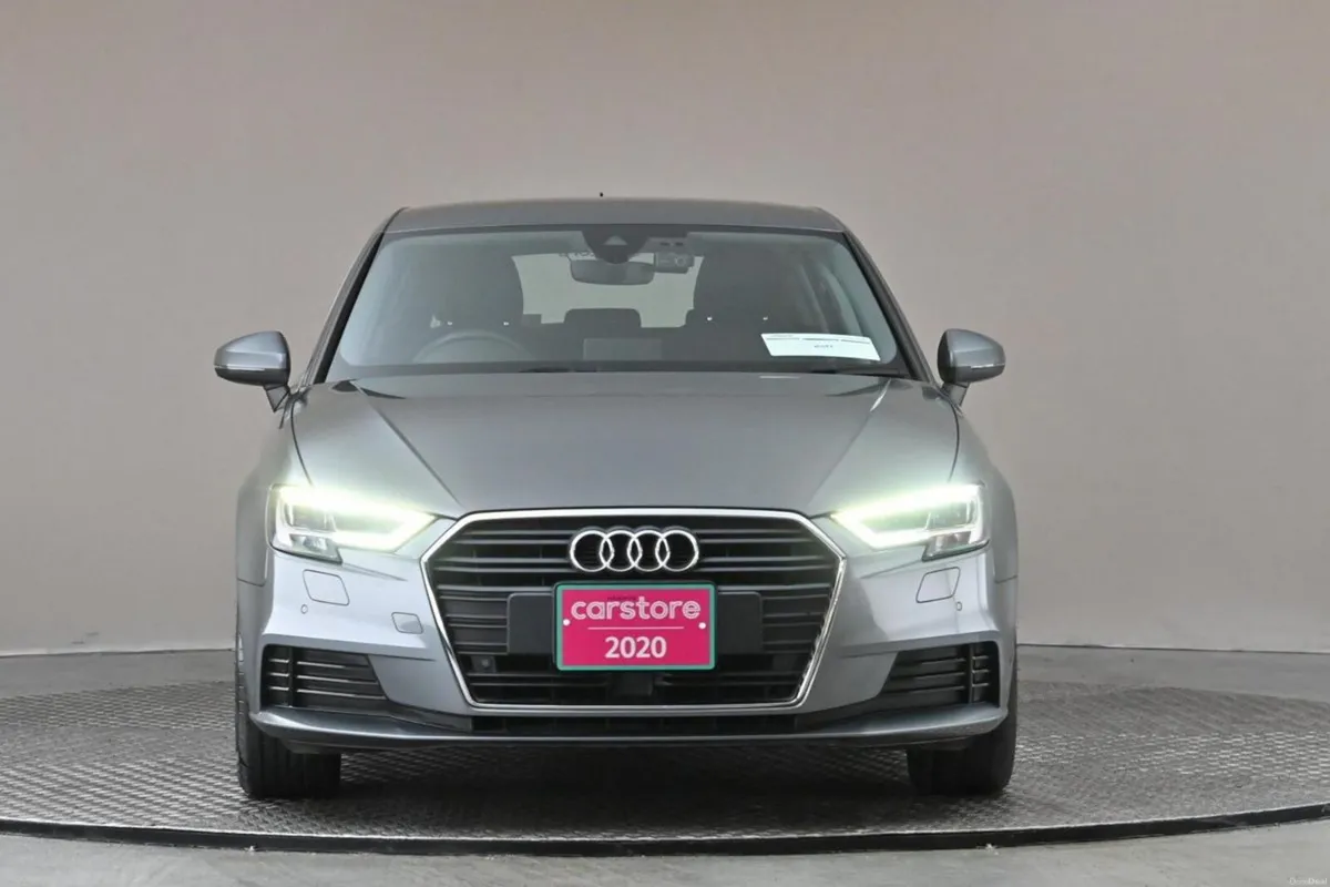 Audi A3 1.4 TFSI S-TRONIC 5DR SPORTBACK **LOW KMS* - Image 2