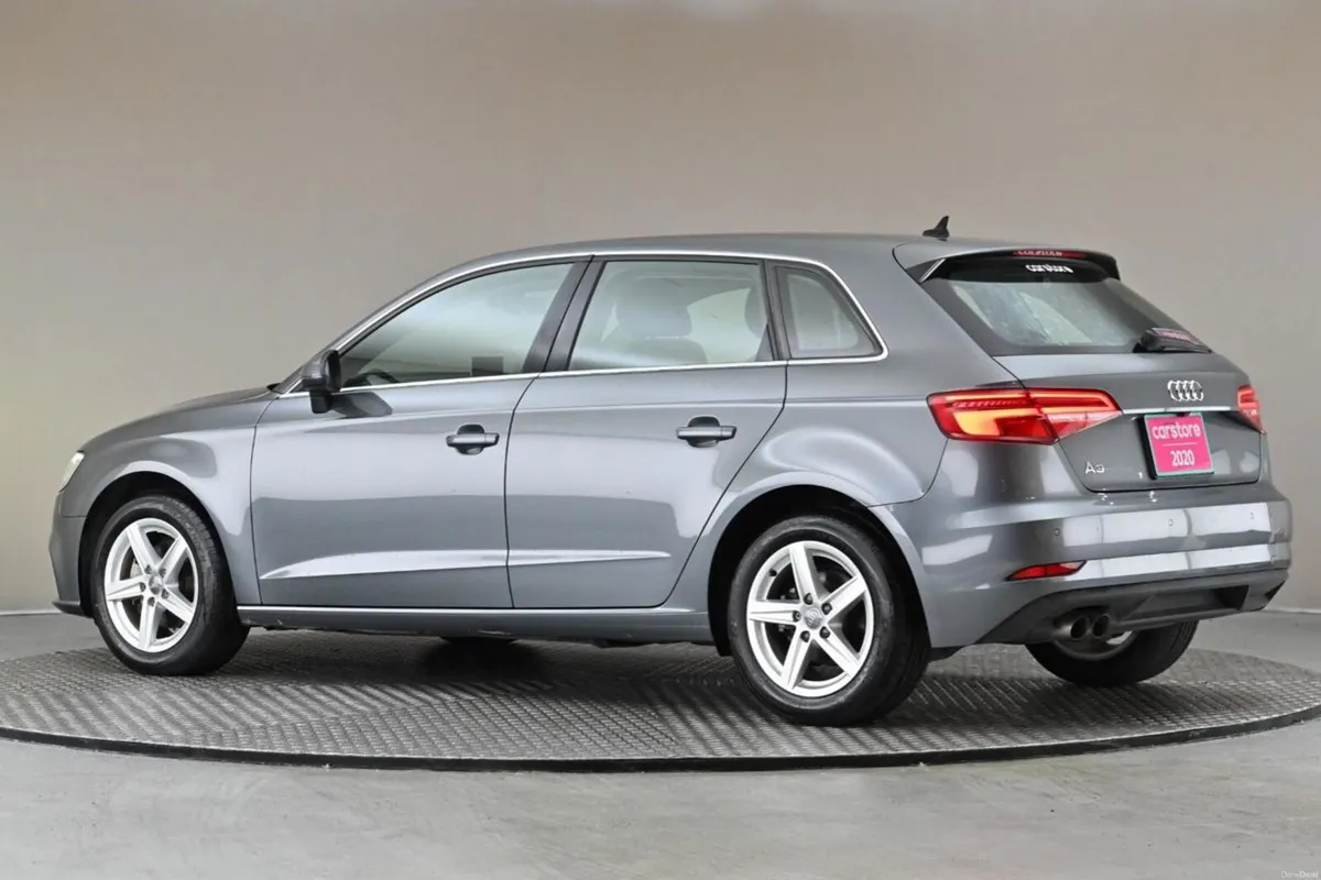 Audi A3 1.4 TFSI S-TRONIC 5DR SPORTBACK **LOW KMS* - Image 6