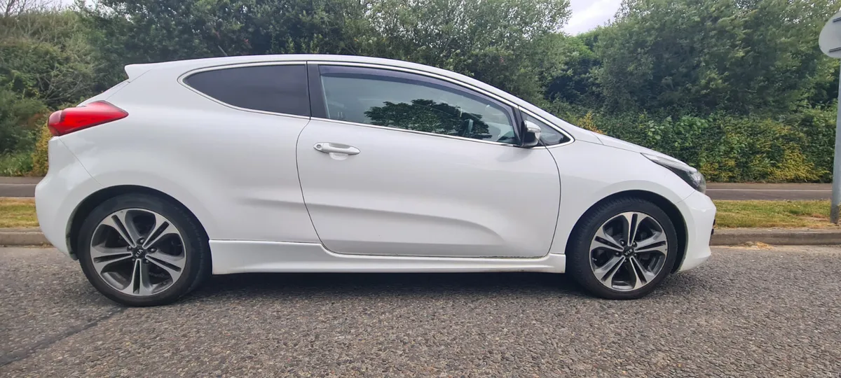 Kia Ceed 2017 - Image 2
