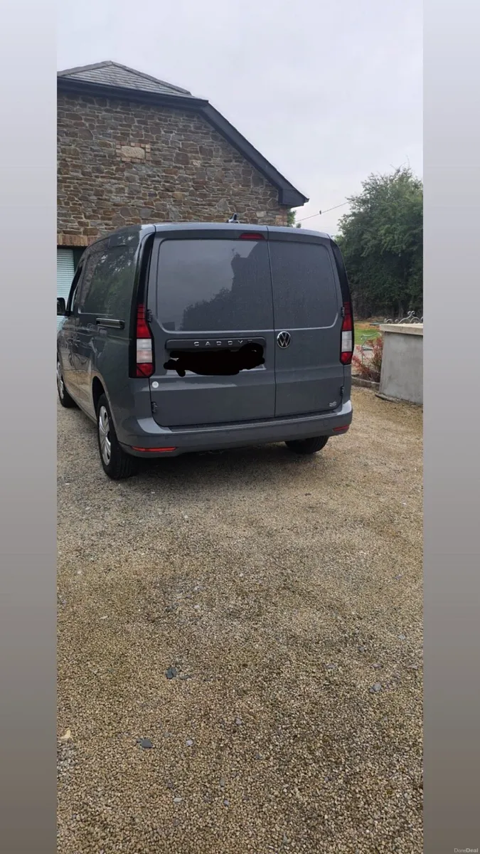 Volkswagen caddy 2.0 TDI AUTOMATIC 23,500 ex vat - Image 5