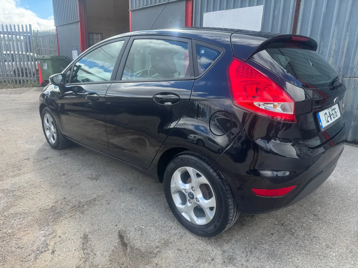 2012 Ford Fiesta 1.2 zetec - Image 6