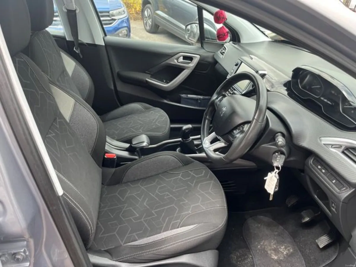 Peugeot 2008 1.6blue HDI (100) Active 5DR - Image 5