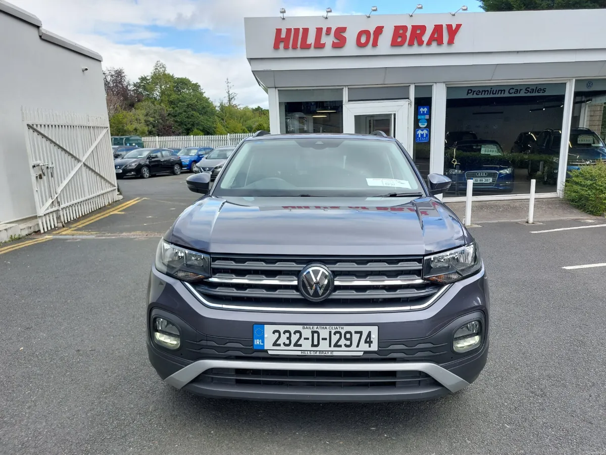 Volkswagen T-Cross 2023 LIFE 1.0 TSI FULL HISTORY - Image 2