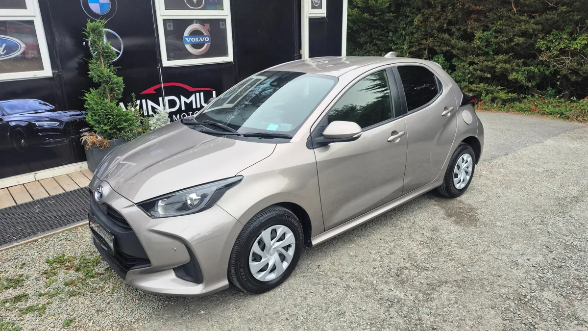 Toyota Yaris 1.5 Hybrid - Image 5