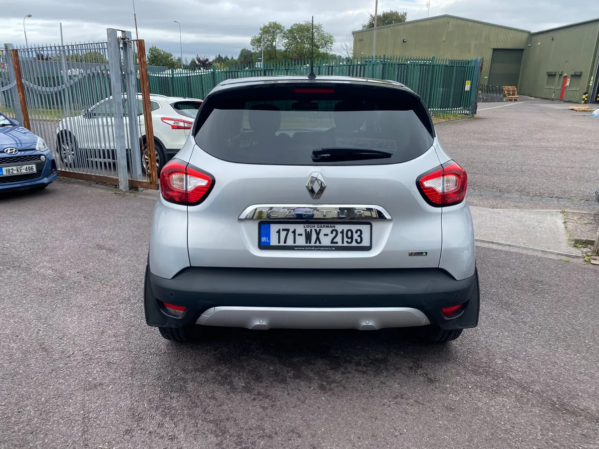 Renault Captur 2017 ONLY 113KLMS - Image 5