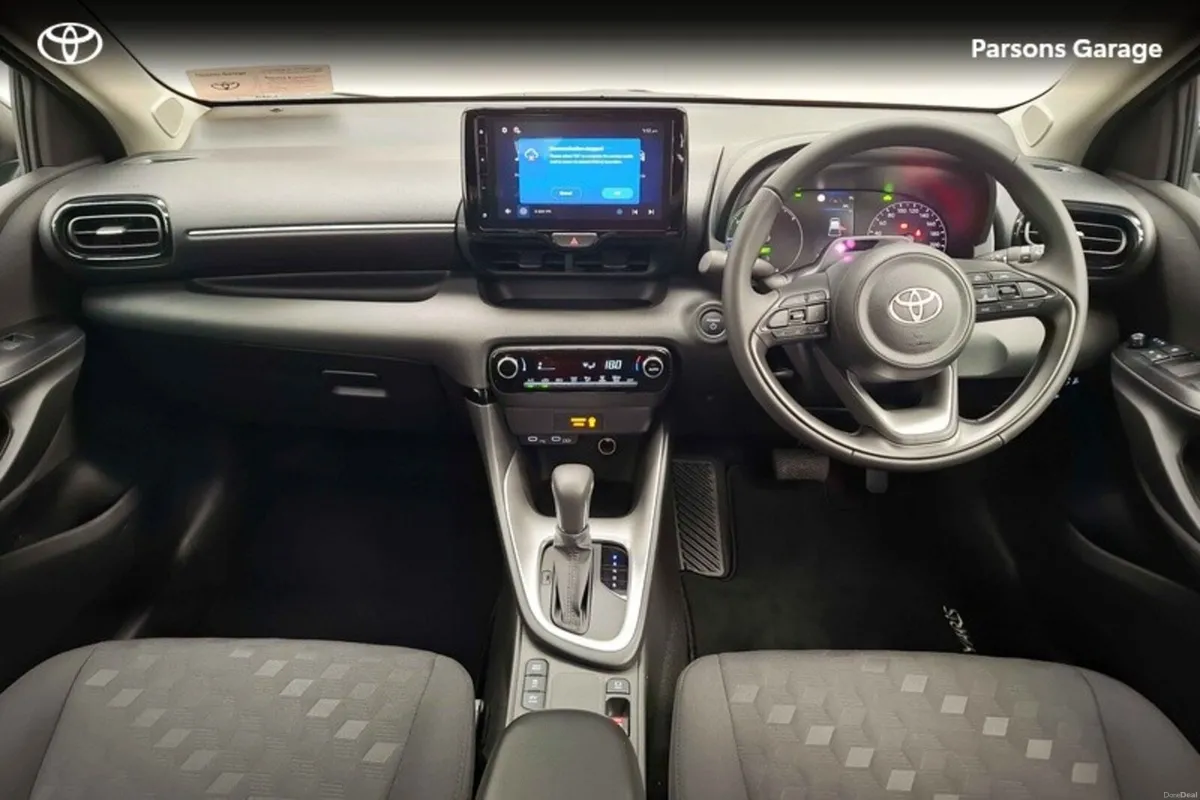 Toyota Yaris Yaris HEV Luna - Image 6