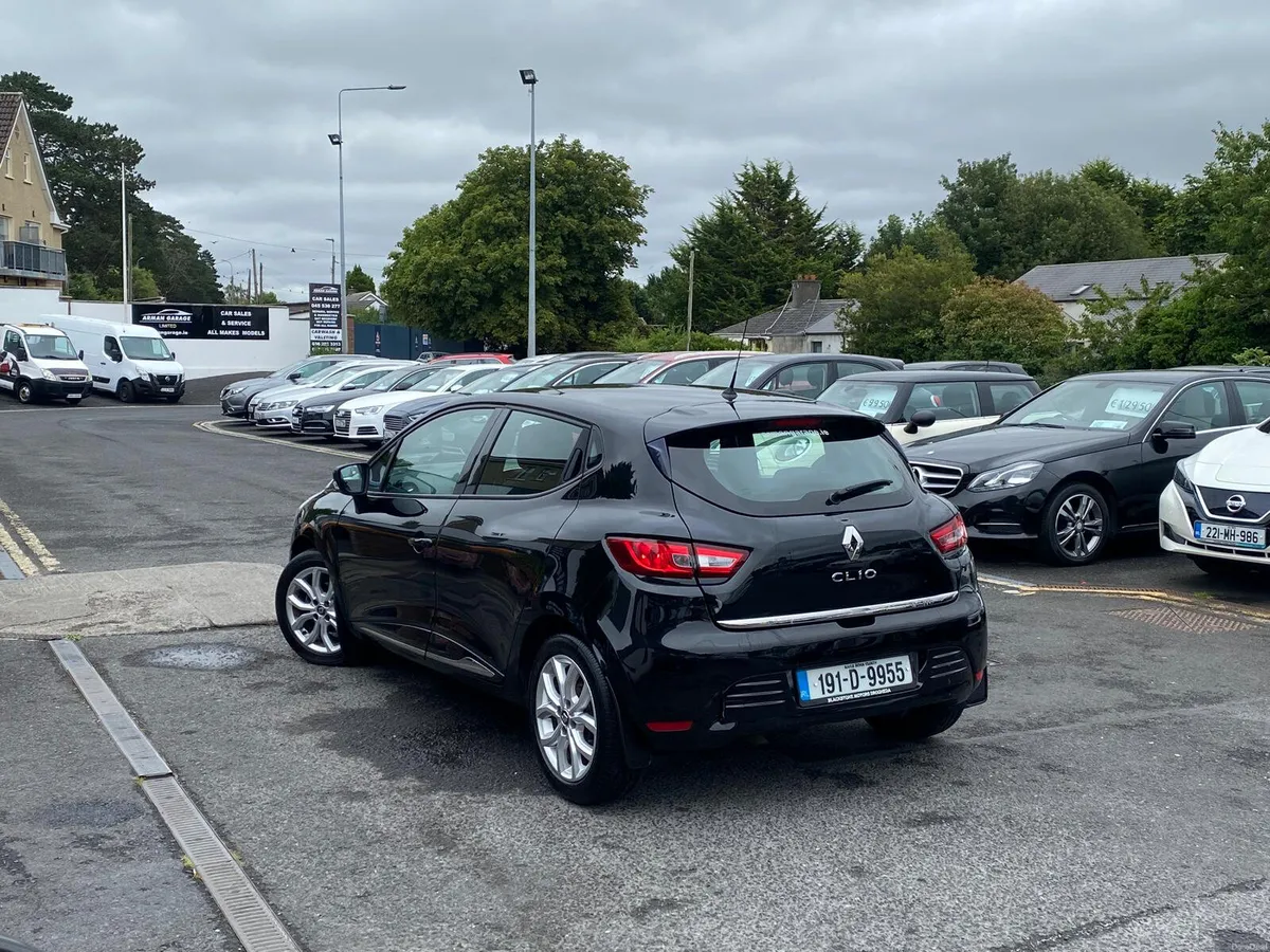Renault Clio 2019 0.9 petrol - Image 3