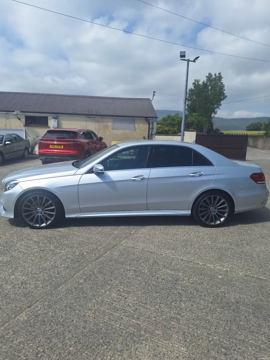 Mercedes-Benz E-Class 2013 - Image 5