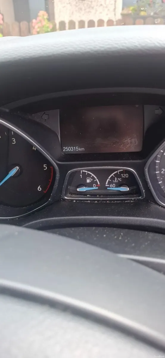 Ford Focus 2015 - Image 5