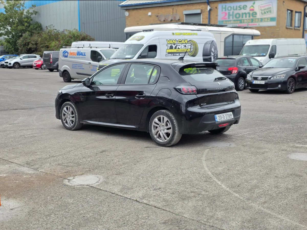 Peugeot 208 1.2 Puretech - Image 4