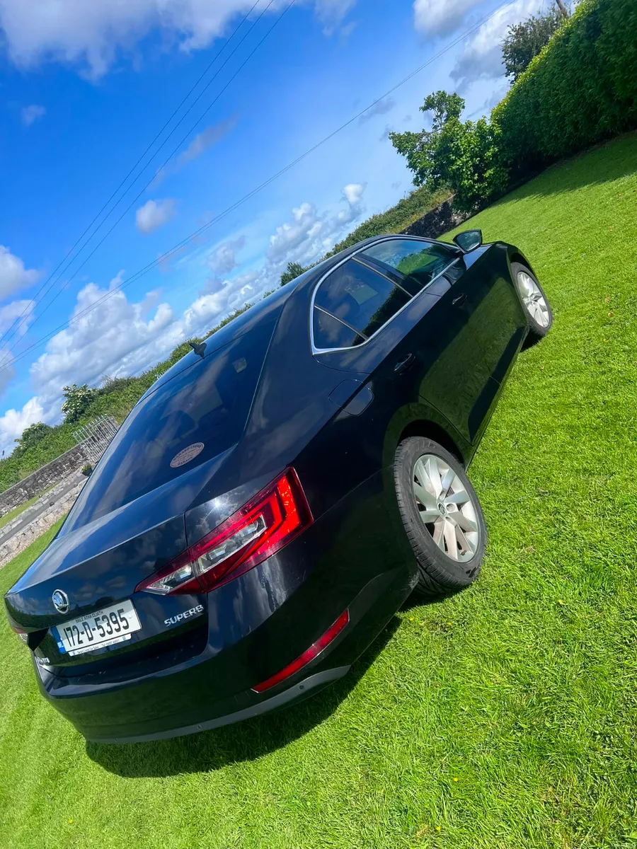 Skoda Superb 2017 - Image 6